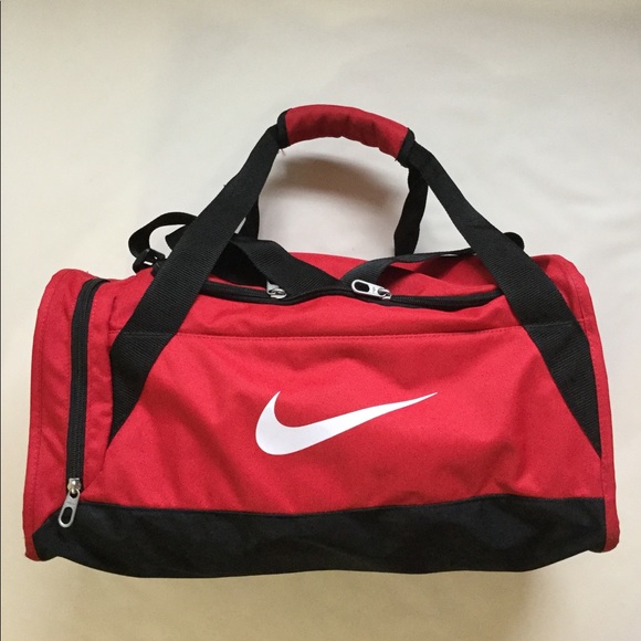 Nike Handbags - NIKE Duffle UNISEX Bag NWOT ❤️